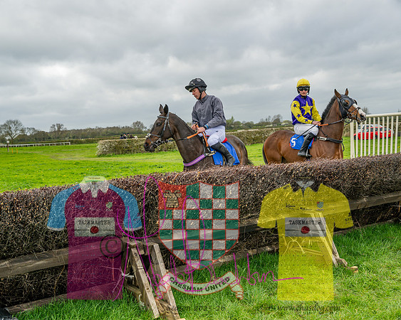 Race 5 - The Richardson's Restricted (5 of 69)