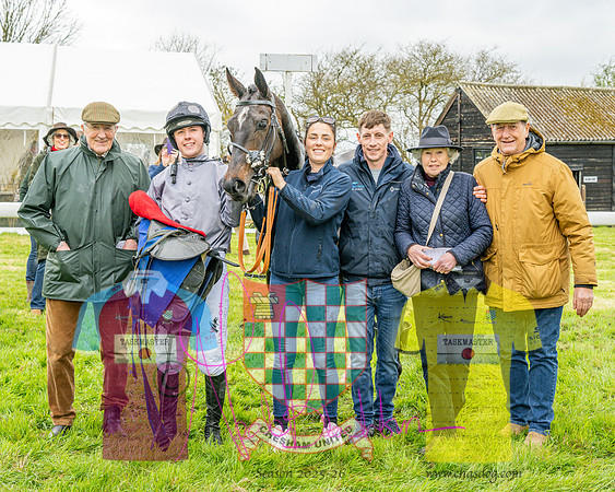 Race 5 - The Richardson's Restricted (64 of 69)