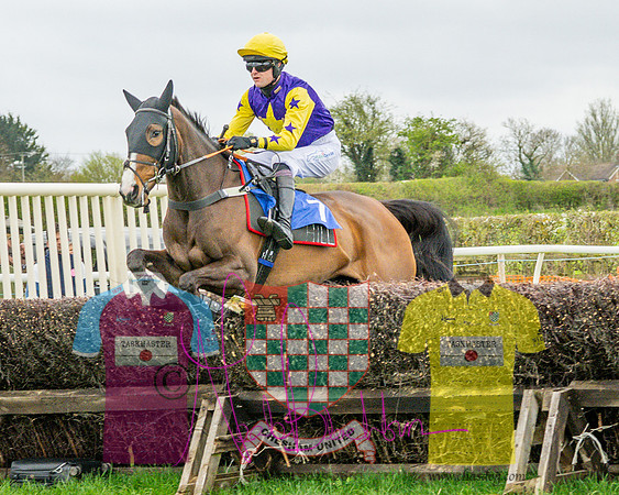 Race 6 - The Fantham Family adjacent Hunts (16 of 61)