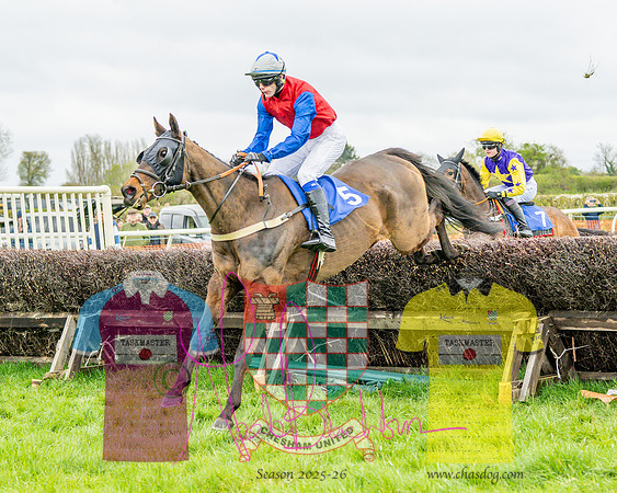 Race 6 - The Fantham Family adjacent Hunts (24 of 61)