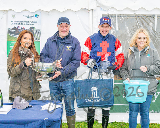 Race 2 - Young Horse Maiden 2m 5f (116 of 117)