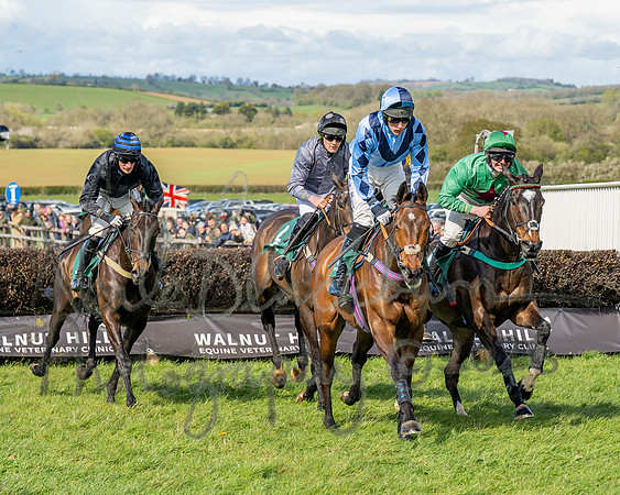 Race 3 - Six and Overs Maiden 3m (40 of 93)