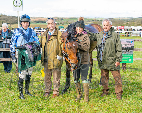 Race 3 - Six and Overs Maiden 3m (85 of 93)