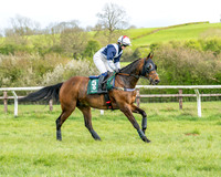 Race 4 - Edgcote Gold Cup (18 of 92)