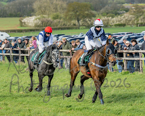 Race 4 - Edgcote Gold Cup (41 of 92)