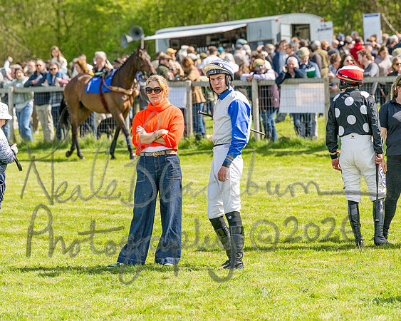 Race 2 - Maiden (21 of 122)