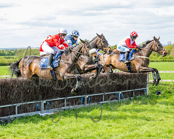 Race 3 - Novice Riders (75 of 100)
