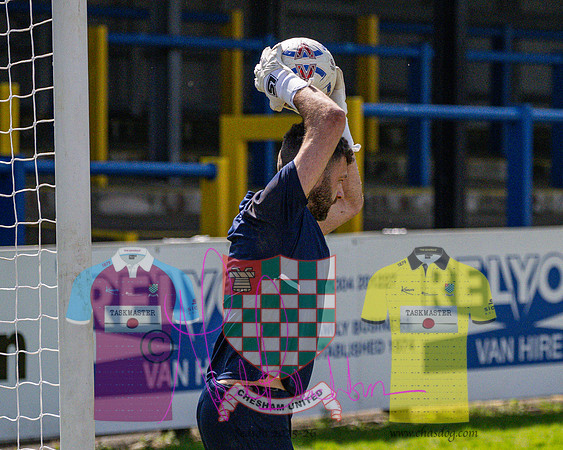 Dover Athletic 2 v 2 Chesham United 2-33