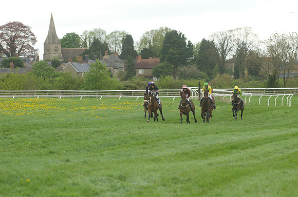 Race 5 - Restriced 28