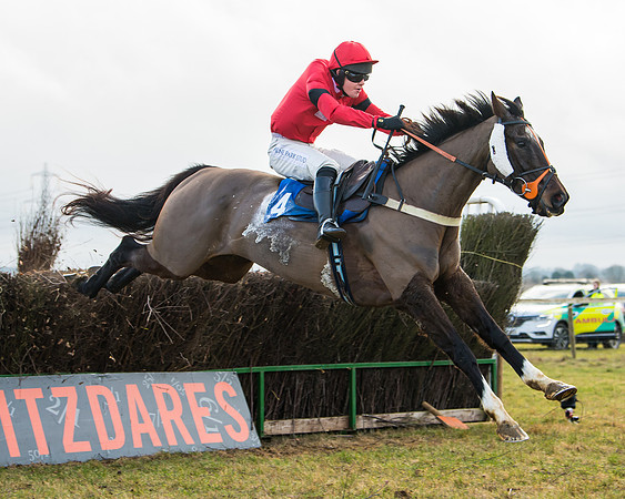 Race 3 - Novice Riders (89 of 194)