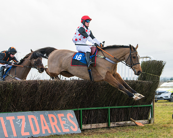 Race 3 - Novice Riders (114 of 194)
