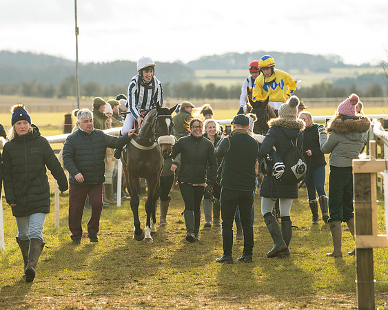 Race 6 - 4,5,6 Maiden  (38 of 50)