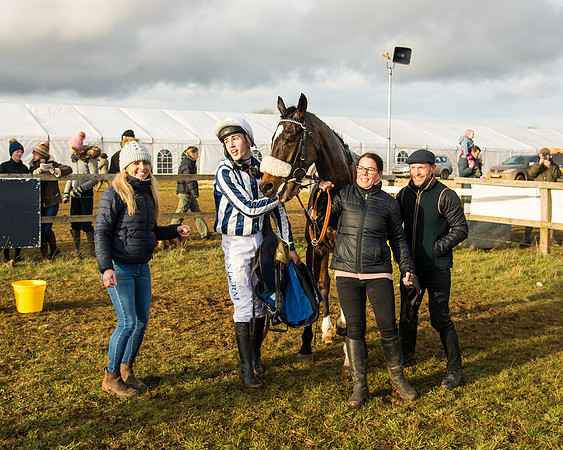 Race 6 - 4,5,6 Maiden  (45 of 50)