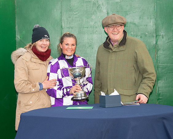 Race 7 - Open Maiden  (84 of 86)