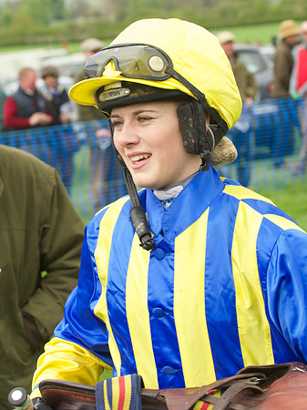 Kimblewick Point to Point at Kingston Blount Racecourse on Saturday 12th April 2014