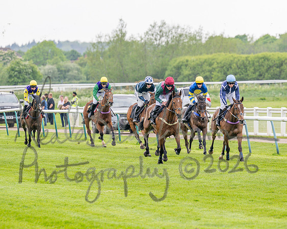 Race 2 - The Pertemps Network Intermediate- (22 of 91)