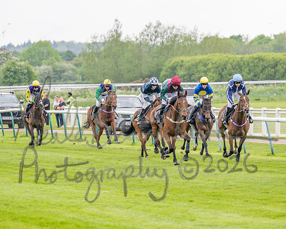 Race 2 - The Pertemps Network Intermediate- (23 of 91)