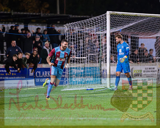 Chesham Utd 3 v 1 Chippenham Town (287 of 416)