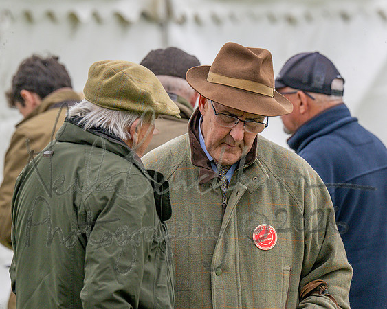 Race 1 - The Highwayman Inn South Midlands Conditions Race (4 of 56)