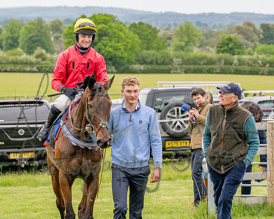 Race 1 - The Highwayman Inn South Midlands Conditions Race (47 of 56)