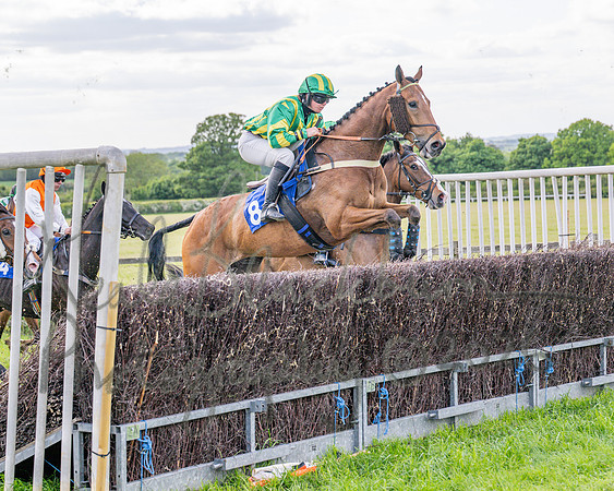 Race 6 - Conditions (level 3) for Novice Riders (59 of 104)