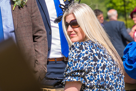 Louise and Tony Supporting cast  (57 of 245)