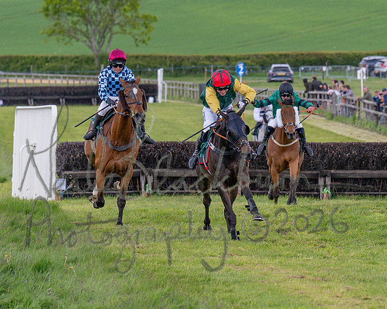 Race 1 - Adjacent Hunts (80 of 131)