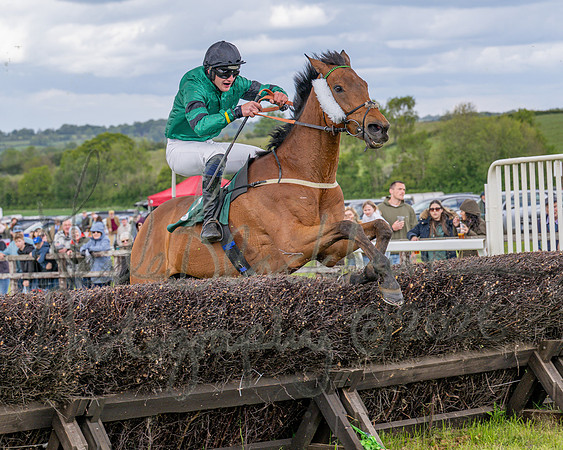 Race 1 - Adjacent Hunts (89 of 131)