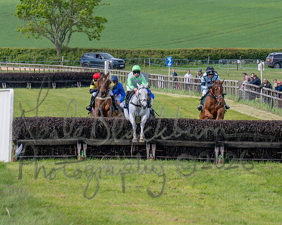 Race 4 - Novice Riders final (60 of 145)