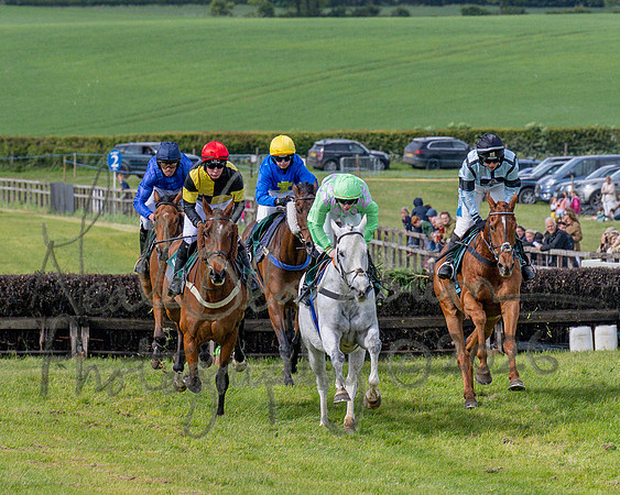 Race 4 - Novice Riders final (64 of 145)
