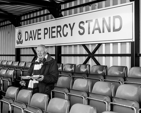 Dave Piercy - Stand-2