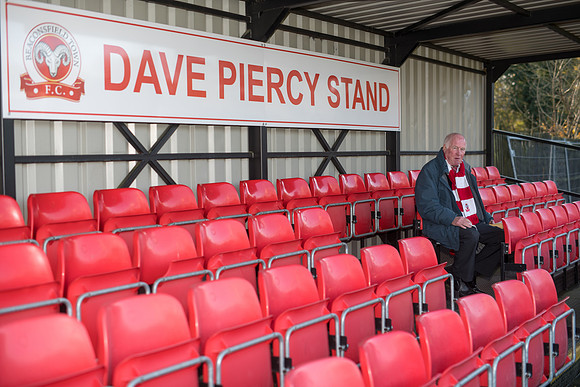 Dave Piercy - Stand-3