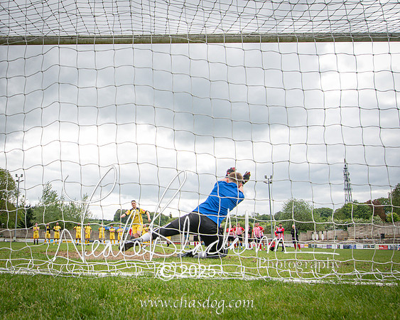 Penalty shoot out (13 of 50)