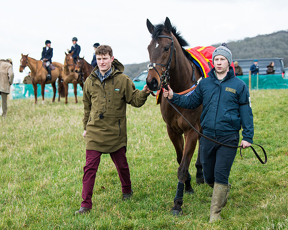 Race 1 - 4 and 5 year old Maiden  (3 of 116)