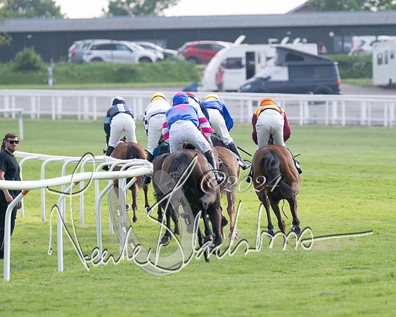 Race 1 - The Bottle Green Open Hunters steeplechase 2m62y (44 of 93)