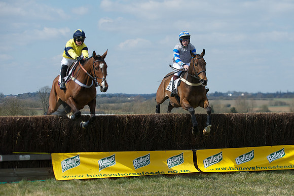 Race 1 -  8
