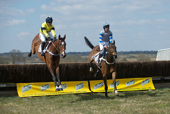 Race 1 -  10