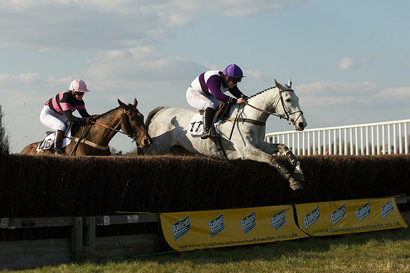 Race 5 -  39