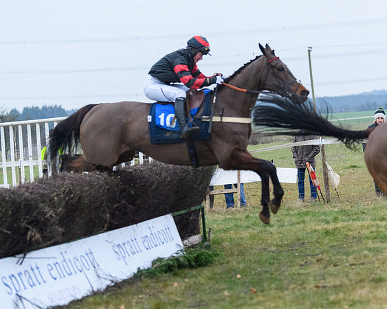 Race 8 - Oprn Maiden Div 2 (85 of 108)