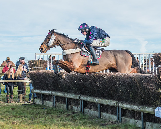 Race 5 - Red Mills Intermediate Race-48