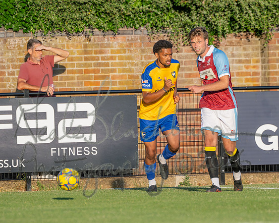 Berko 1 Chesham 4 (4 of 212)