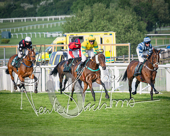 Race 4 - The Jonathan Neesom memorial open Hunter’s steeplechase 3m2f 70y (56 of 167)