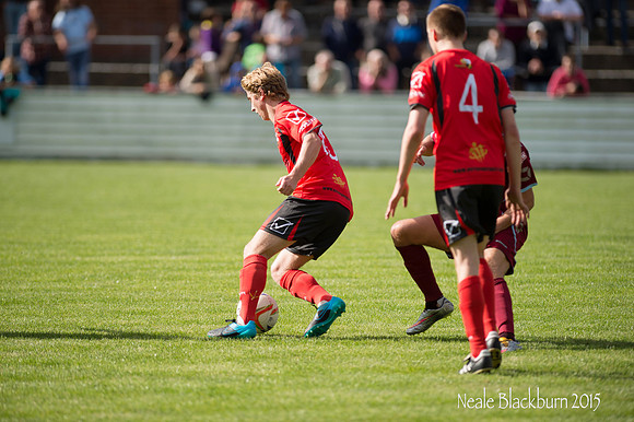 Chesham utd v Aylesbury (9 of 66)