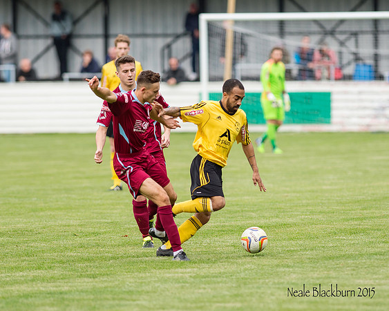 Chesham utd v North Leigh-23