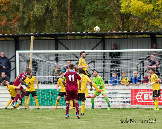 Chesham utd v North Leigh-27