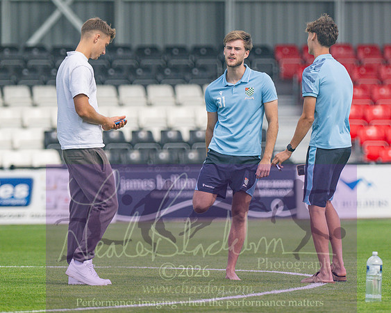 Truro City 3 v 1 Chesham Utd (13 of 551)