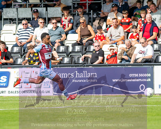 Truro City 3 v 1 Chesham Utd (128 of 551)