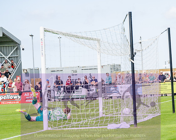 Truro City 3 v 1 Chesham Utd (135 of 551)