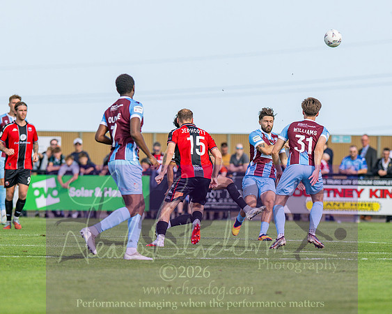 Truro City 3 v 1 Chesham Utd (369 of 551)