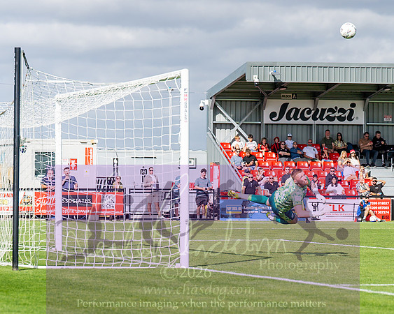 Truro City 3 v 1 Chesham Utd (446 of 551)